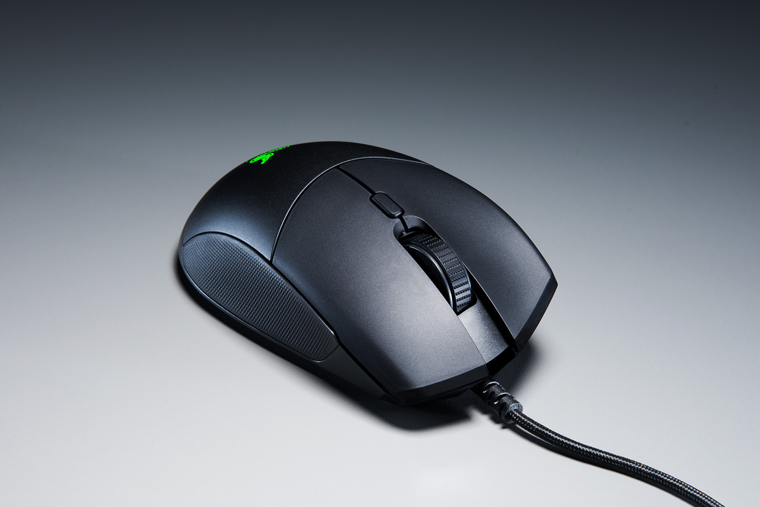 razer basilisk essential weight