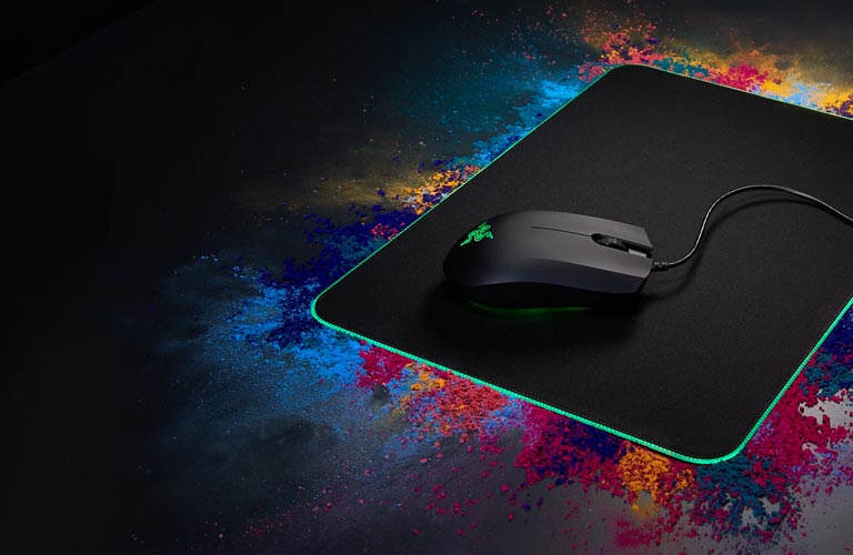 razer goliathus chroma gaming surface