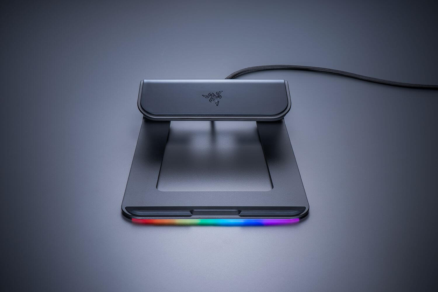 Razer Laptop Stand Chroma - купить подставку под ноутбук на razer.ru