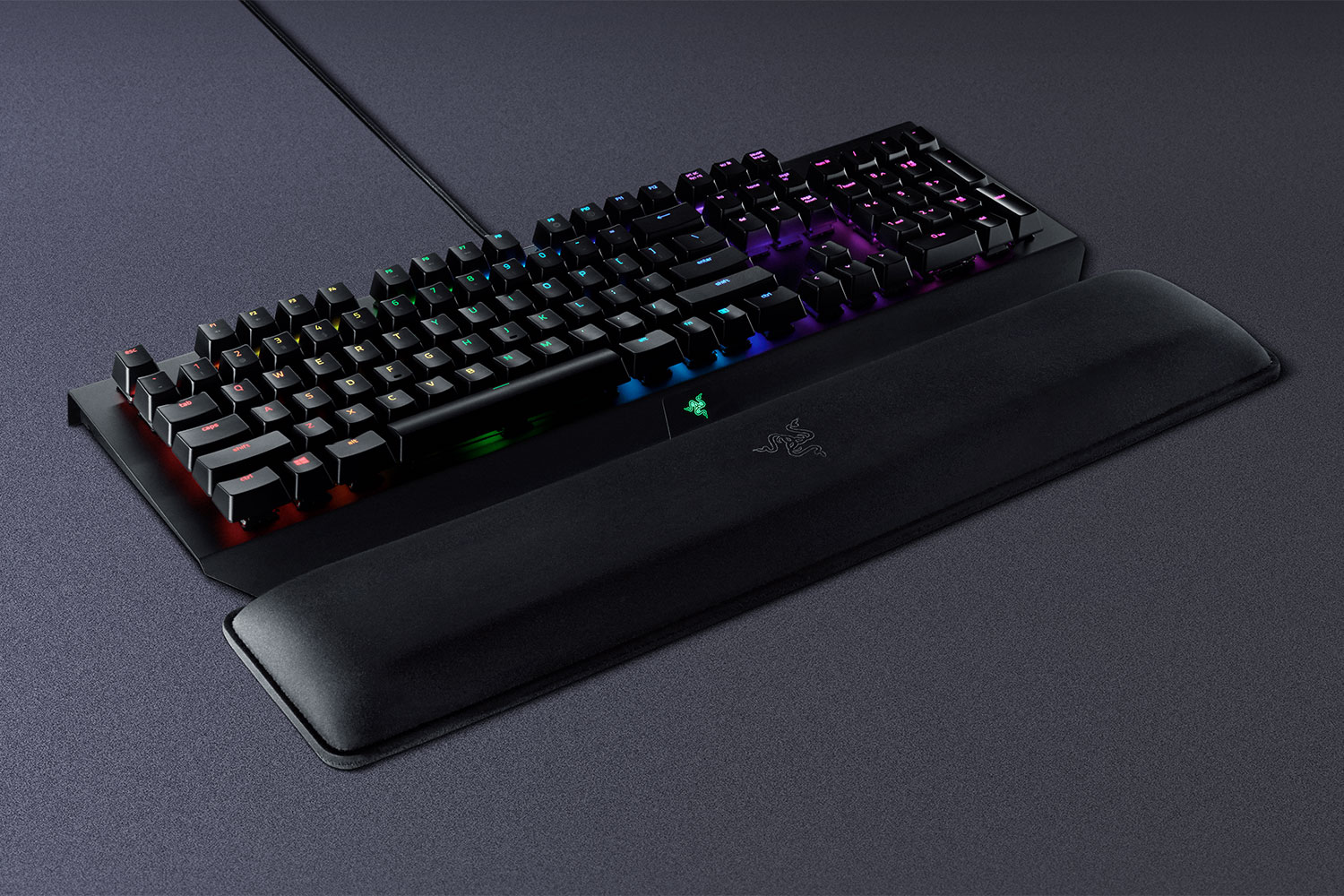 Razer Ergonomic Keyboard Rest - купить подставку для запястий на razer.ru