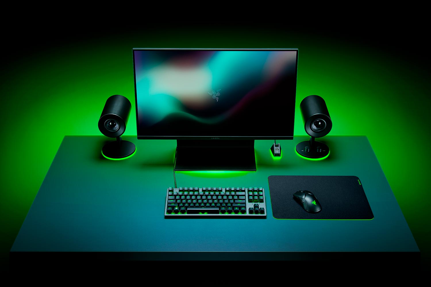 Razer Gigantus V2 - Фото 5 Мягкий тканевый игровой коврик Razer среднего размера