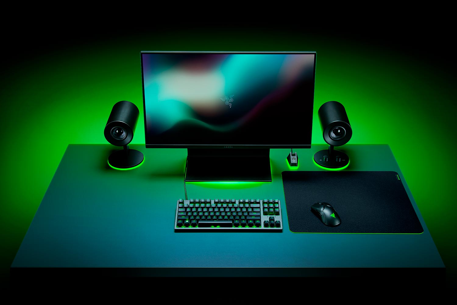 Razer Gigantus V2 - Фото 6 Большой мягкий тканевый коврик Razer для мыши