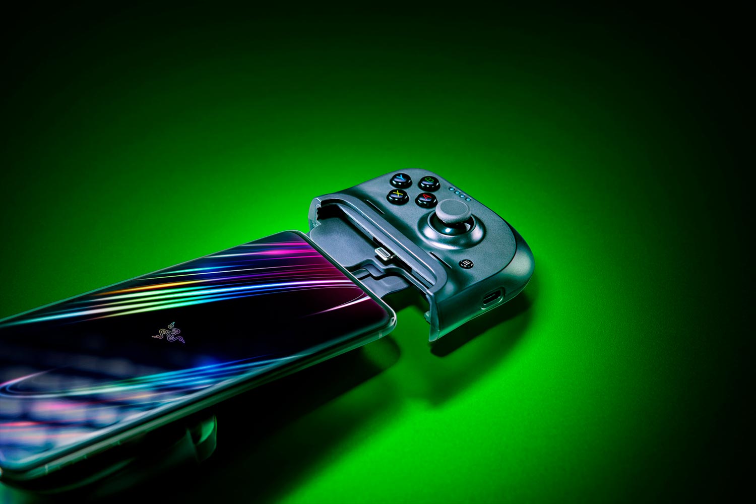 Razer Kishi - Фото 5 Мобильный геймпад для iPhone Razer Kishi for iOS с подключением через Lightning разъем