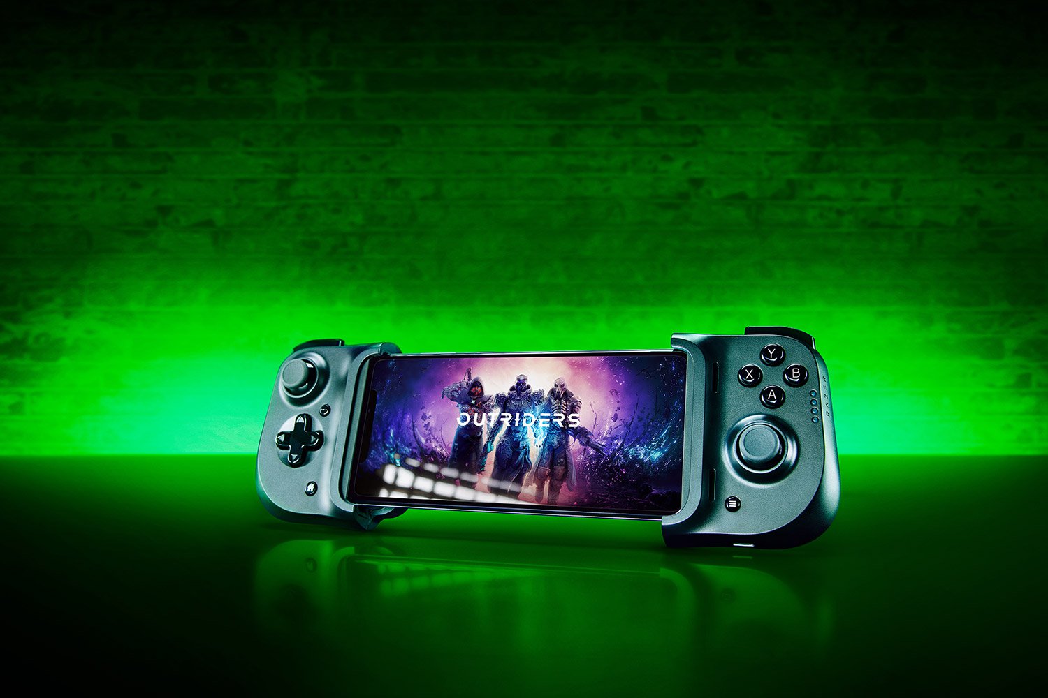 Razer Kishi for iPhone (Xbox) - Купить геймпад для iPhone на Razer.ru