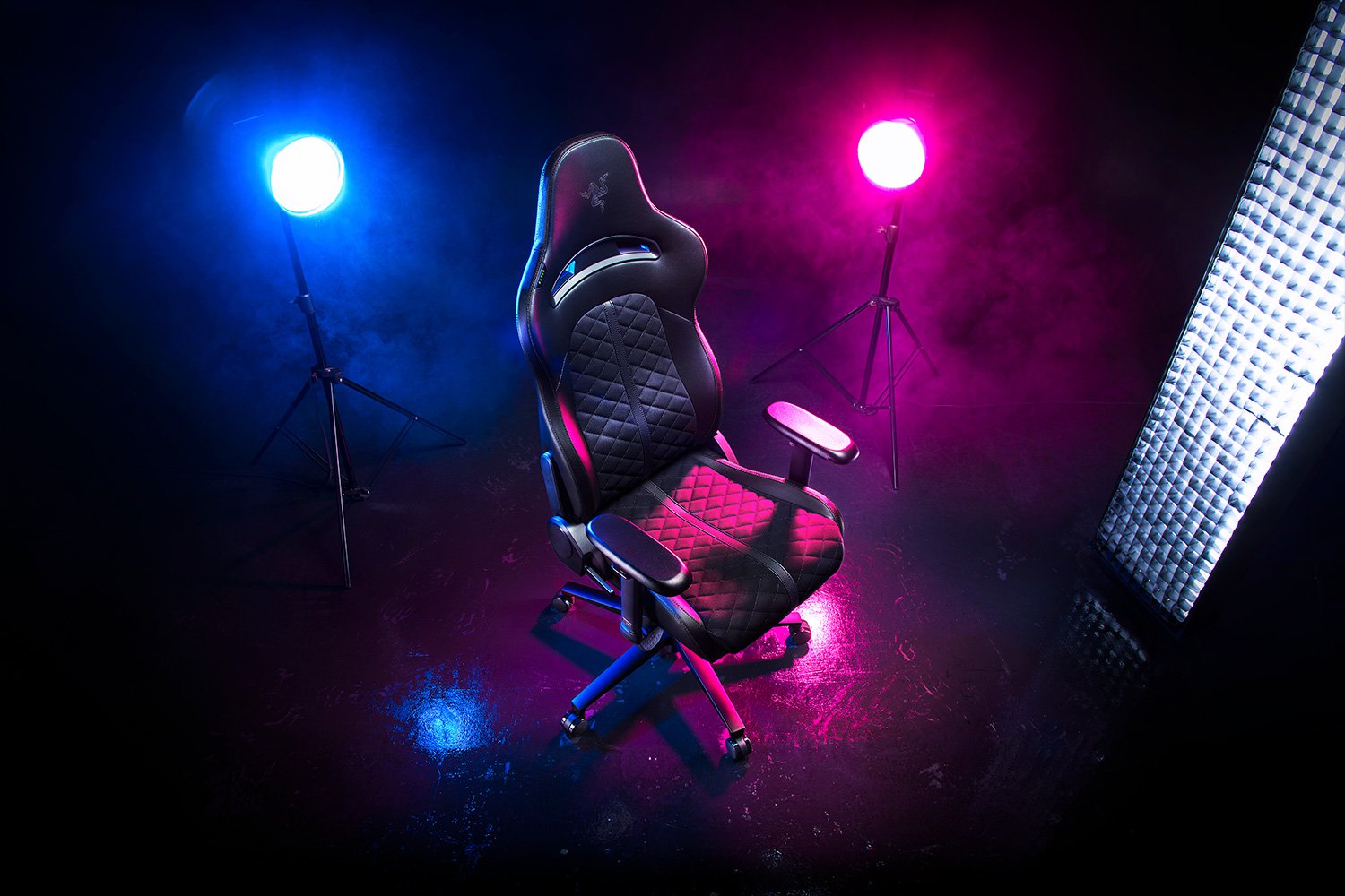 Razer enki. Кресло райзер.