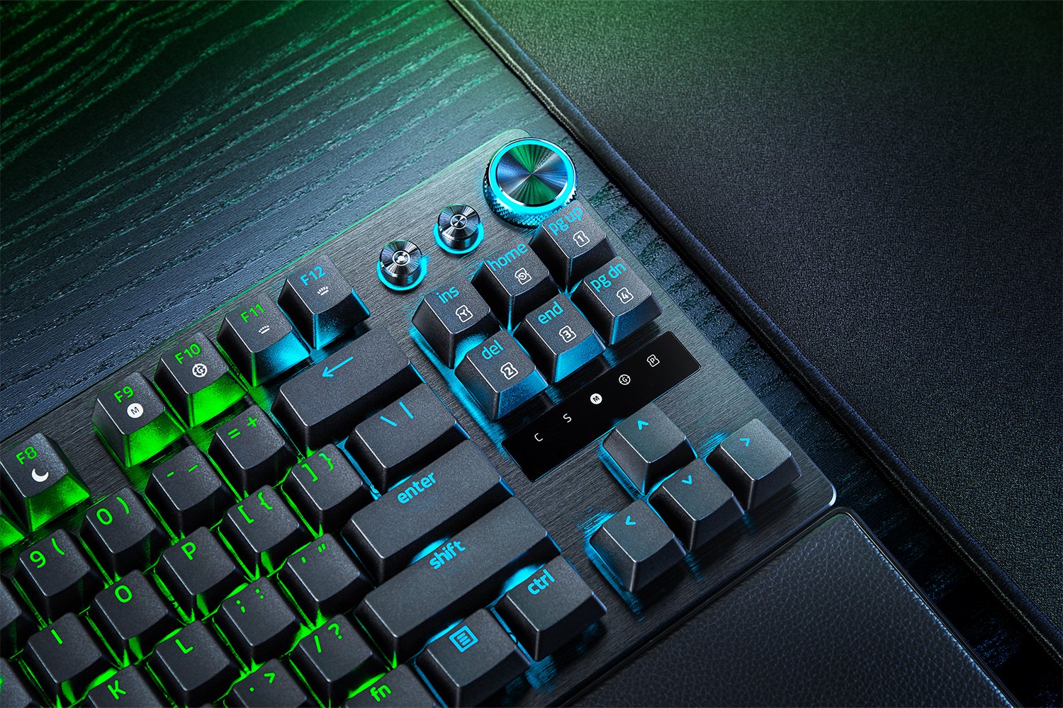 Razer Huntsman V3 Pro TKL — Купить аналоговую клавиатуру без цифрового  блока на Razer.ru