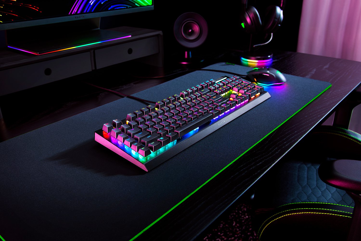 Razer BlackWidow V4 X — Купить механическую игровую клавиатуру с  RGB-подсветкой на Razer.ru