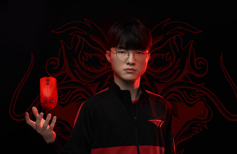 Razer DeathAdder V3 Pro Faker Edition — Купить беспроводную игровую мышь на Razer.ru