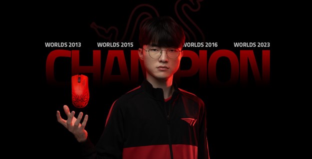 Faker и Weibo Gaming поднимают баннер Team Razer на чемпионате мира 2023 года
